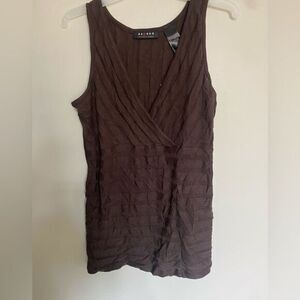 - Women’s axcess dark brown ribbed, dressy Cami size medium‎